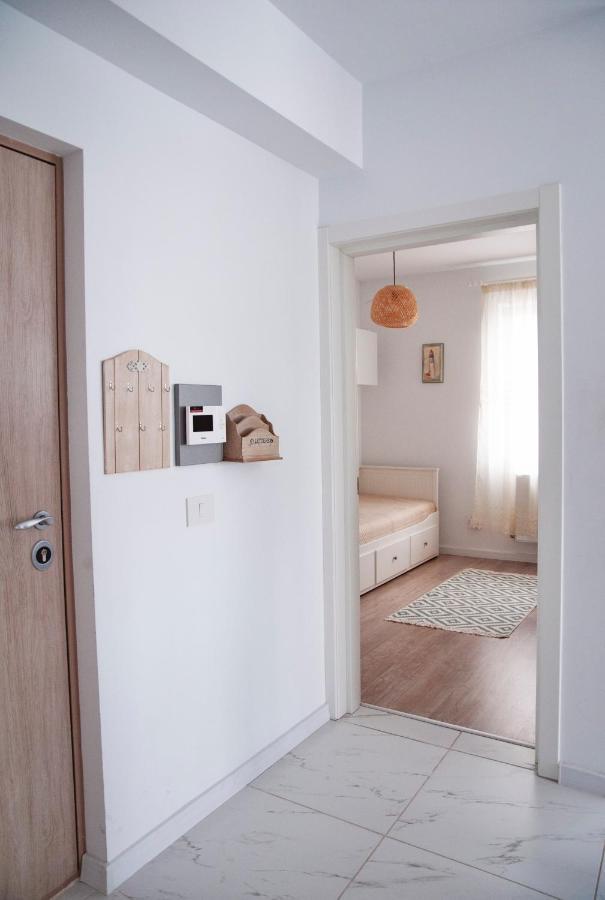 Elis Apartment By Oasis Homes ออราแด ภายนอก รูปภาพ